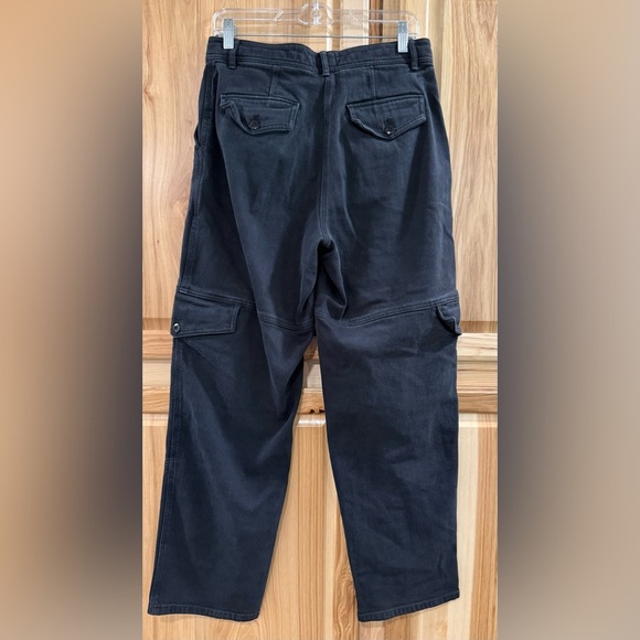 Wilfred Aritzia Black High-Waisted Contemporary Cargo Alternative Chic Vibes - Picture 5 of 13